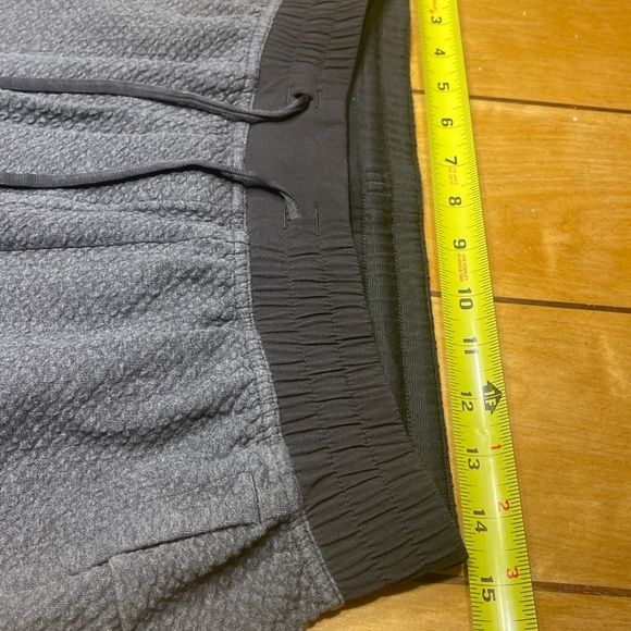 Lululemon At Ease Joggers Grey Double Knit Size Large - Picture 14 of 16